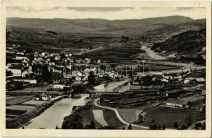 Csaca, Cadca, Caca; látkép vasútállomással, híddal. Kiadja C. Bielik / general view with railway station and bridges (fa)