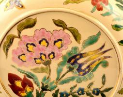 cca 1900 Schütz Cilli díszkancsó, kézzel festett, jelzett, apró kopásokkal, a talpán lepattanásokkal...