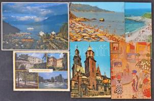 Egy cipősdoboznyi MODERN képeslap: külföldi és motívum / A shoe box of modern postcards: European and motives