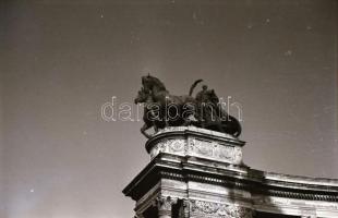 cca 1930 30 db nagyrészt budapesti, városképes Leicával készített fotónegatív negatív tartóban