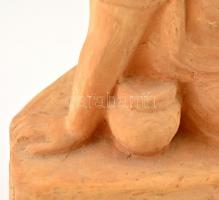 Medgyessy Ferenc (1881-1958): Forrásnál. Terrakotta, jelzett, m:37 cm, 35×17 cm