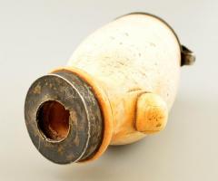 Régi cserép pipa, ezüst (Ag.) szerelékkel, jelzett, apró kopásokkal, h: 13,5 cm