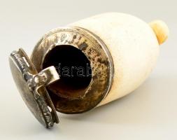 Régi cserép pipa, ezüst (Ag.) szerelékkel, jelzett, apró kopásokkal, h: 13,5 cm