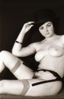 cca 1973 Próba... cseresznye, szolidan erotikus felvételek, 13 db vintage negatív + 1 db vintage fot...