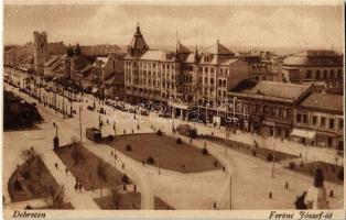 1934 Debrecen, látkép a Bika szállodával, villamos, üzletek, automobilok (vágott / cut)