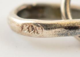 Ezüst(Ag) bokszkesztyű medál, jelzett, h: 1,5 cm, nettó: 5,3 g