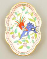 Herendi madár mintás tálka, kézzel festett, jelzett, apró kopás nyomokkal, 13,5×9 cm