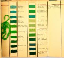 1960 Kolozsvár, Dr. Hegedűs Lajos szakmunkás tisztító-festő minta könyve. Kihajtható színminták