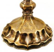 Ezüst (Ag.) gyertyatartó párban, jelzett, mesterjeggyel, vésett díszítésekkel, m:27,5 cm, nettó:479 ...