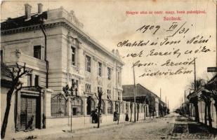 1909 Szolnok, Magyar utca, Osztrák-Magyar Bank palotája, Juhász üzlete. G. I. 13. sz. (EK)