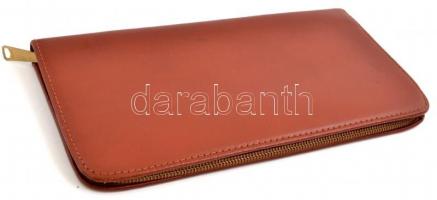 Újszerű bőr kép/irat tartó. Zippzáras 17x26 cm