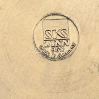 2 db jelzett ón tál. 19 cm, 24 cm