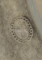 2 db jelzett ón tál. 19 cm, 24 cm