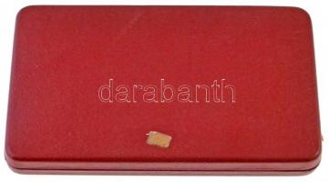 Nagy-Britannia 1977. "Ezüst Jubileum 1952-1977" 5db klf Cu-Ni emlékérem eredeti dísztokban...