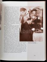 Bános Tibor:  A pesti kabaré 100 éve. Bp., 2008. Vince Kiadó, Kiadói kartonálás