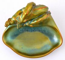 Zsolnay eozin mázas vadászmotívumos névjegykártya tartó, jelzett, apró kopásokkal, máz alatti hajszá...