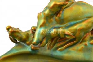 Zsolnay eozin mázas vadászmotívumos névjegykártya tartó, jelzett, apró kopásokkal, máz alatti hajszá...