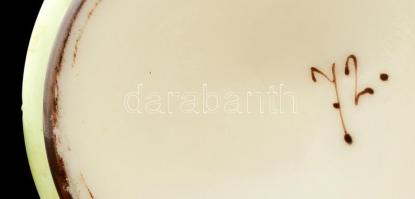 Részben kézzel festett fújt tejüveg váza, jelzés nélkül, apró kopásnyomokkal és karcolásokkal, m: 27...