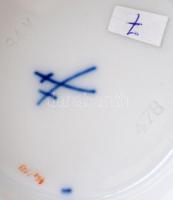 Meissen mezei virág mintás váza, jelzett, formaszámmal: 478, hajszál repedéssel, m:16,5 cm