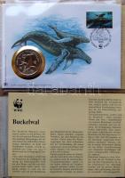 Érmés, bélyeges boríték gyűjtemény, egész világ "30 éves a WWF" 18klf db,10db klf zsetonna...