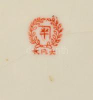 Jelzett Satsuma bonbonier, kézzel festett, alján hajszál repedéssel,  d:11,5 cm