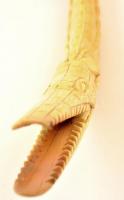 cca 1930 faragott elefántcsontagyar, repedéssel, jelzés nélkül, h: 60 cm