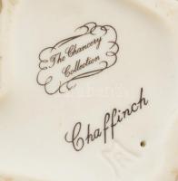 Chaffinch vörösbegy, kézzel festett biszkvit porcelán, apró kopásnyomokkal, jelzett, m: 12,5 cm