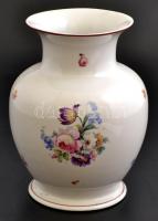 Hollóházi virágmintás porcelán váza, matricás, jelzett, apró kopásnyomokkal, m: 20 cm.