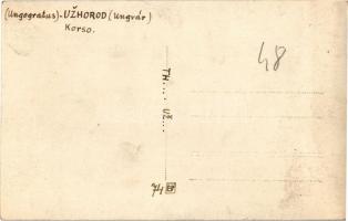 Ungvár, Uzshorod, Uzhorod, Ungogratus; korzó, kerékpáros, Bata cipőbolt, Szlovák Általános hitelbank...