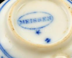 Meisseni mokkás csésze és alj, máz alatt festéssel,  jelzett, hibátlan