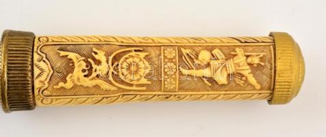 Relika japán tőr, műanyag-réz, műbőr hüvelyben, h: 44 cm