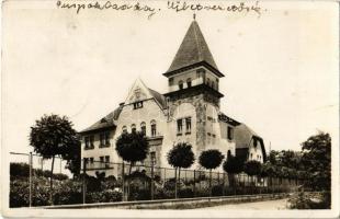 1932 Püspökladány, üzletvezetőség