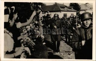 1940 Máramarossziget, Sighetu Marmatiei; bevonulás / entry of the Hungarian troops