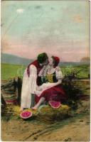 26 db régi motívumlap: romantikus, humoros lapok, hölgyek, művészlapok, néhány litho; vegyes minőség...