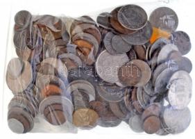 Vegyes skandinávfémpénz tétel ~810g-os súlyban T:vegyes Mixed Scandinavian coins in ~810g weight C:mixed