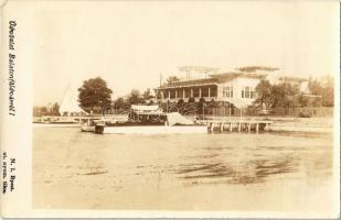 Balatonföldvár - 8 db régi fotó képeslap: vasútállomás, hajóállomás, motorcsónak, Zrínyi és Garabonc...