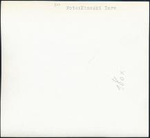 cca 1933 Kinszki Imre (1901-1945) budapesti fotóművész hagyatékából feliratozott vintage fotó (Mikro...