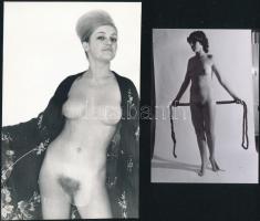 cca 1973 Szexis testbeszéd, szolidan erotikus felvételek, 13 db vintage negatív + 3 db vintage fotó ...