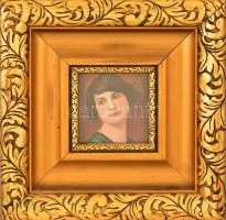 Jelzés nélkül: Női arc. Pasztel, karton. cca 1930. 10x11 cm, aranyozott fa keretben. 28x29 cm