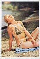 cca 1970-1985 77 db hölgyeket ábrázoló kártyanaptár