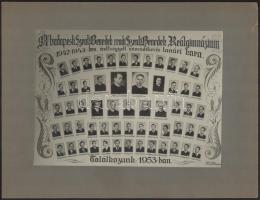 1943 Budapest, Szent Benedek Reálgimnázium tanárai és végzett növendékei, kistabló nevesített portrékkal, 17x24 cm, karton 25x33 cm