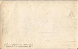 1916 Budapest, IV. Károly királlyá koronázása, menet a koronázási dombhoz indul. Beller R. felvétele...