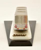 Fém Ikarus busz makett 22 cm
