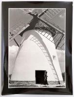 cca 1982 Schütz István: Szélmalom, feliratozott vintage fotóművészeti alkotás, 40x30 cm / windmill
