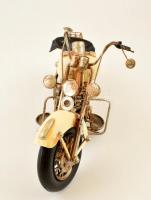 Indian motorkerékpár makett, fém, kopásokkal, h: 41 cm