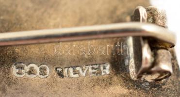 Ezüst(Ag) zománcozott kutyus kitűző, jelzett, 2,5×2 cm, bruttó: 7,7 g