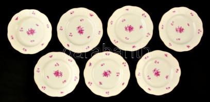 Herendi virág mintás süteményes tányérok 7 db. Kézzel festett, jelzett, aranyozás kopott. d:15 cm