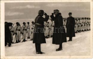 1939 Uzsok, Uzok, Uzhok; Magyar-Lengyel baráti találkozás a visszafoglalt ezeréves határon, katonák sífelszerelésben / Hungarian-Polish meeting on the historical border, military officers, soldiers wearing ski equipment (fl)