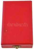 1964. "A Munka Érdemrend" ezüst fokozata, zománcozott Br kitüntetés szalagon, miniatűrrel ...