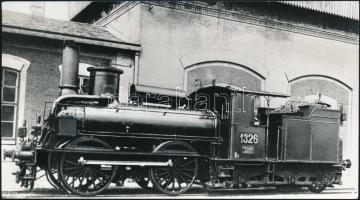 Régi mozdonyok, 3 db modern előhívás, 10×17 és 11×17 cm közötti méretekben